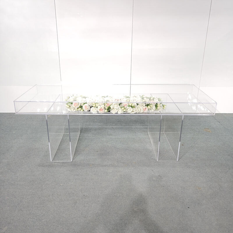 Acrylic Sweetheart Table