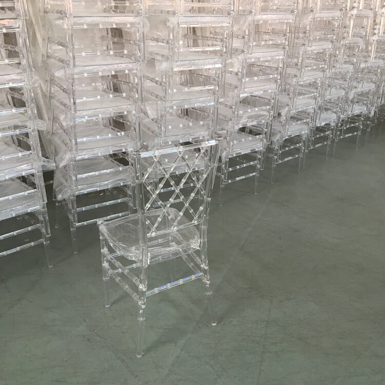 resin diamond chiavari chair