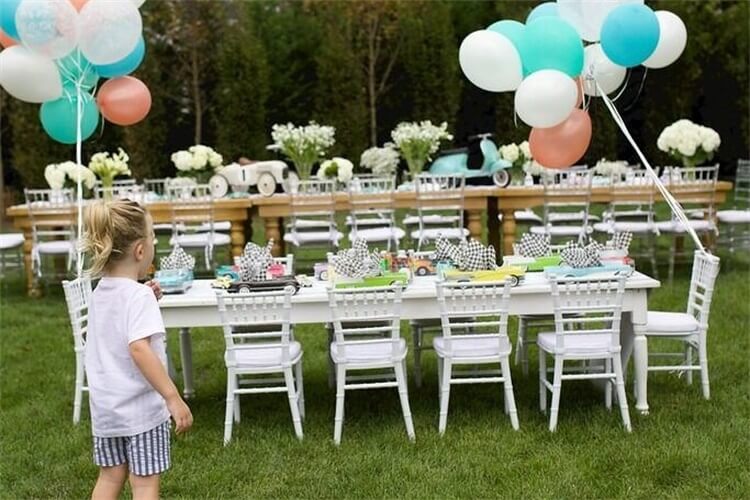 Gllery of kids chairs