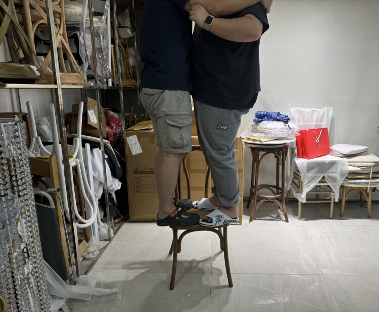 resin stacking chair test