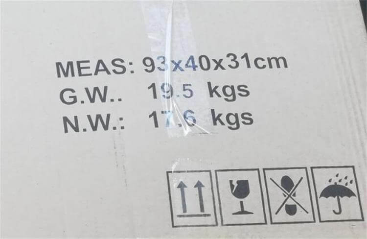 side mark of resin chiavari chairs