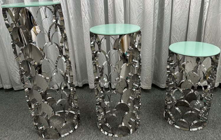 sweetheart table wedding