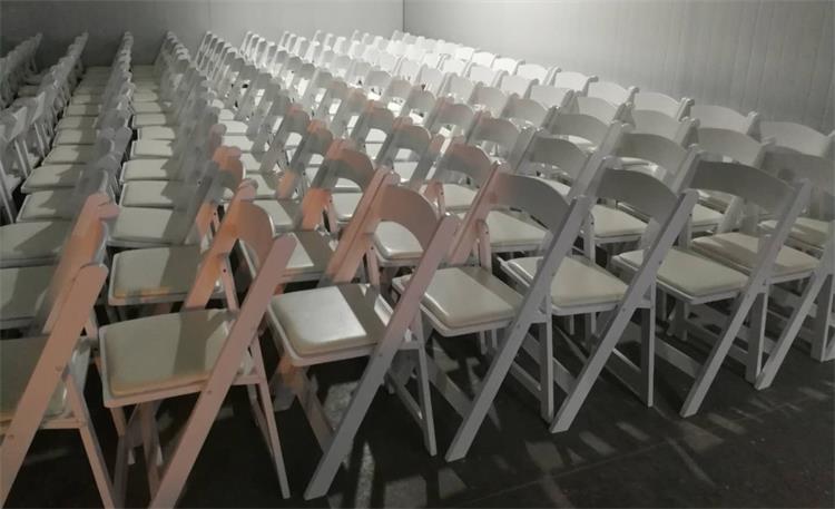 white Wimbledon chairs wholesale