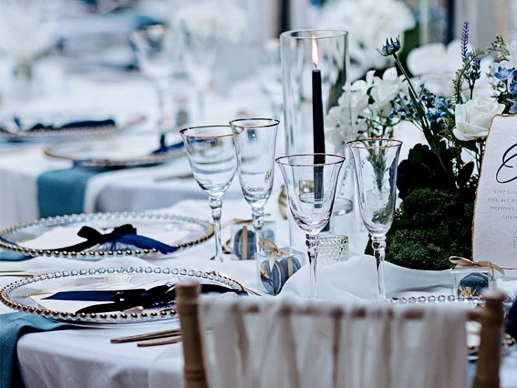 wine champagne glassware