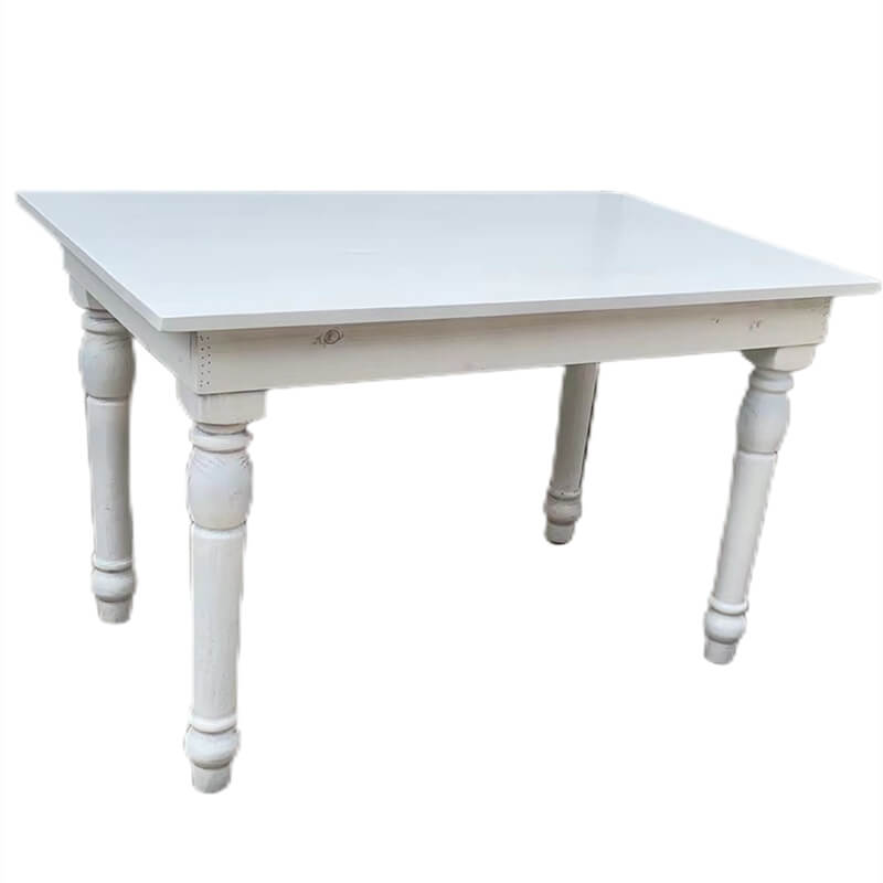 wooden sweetheart table